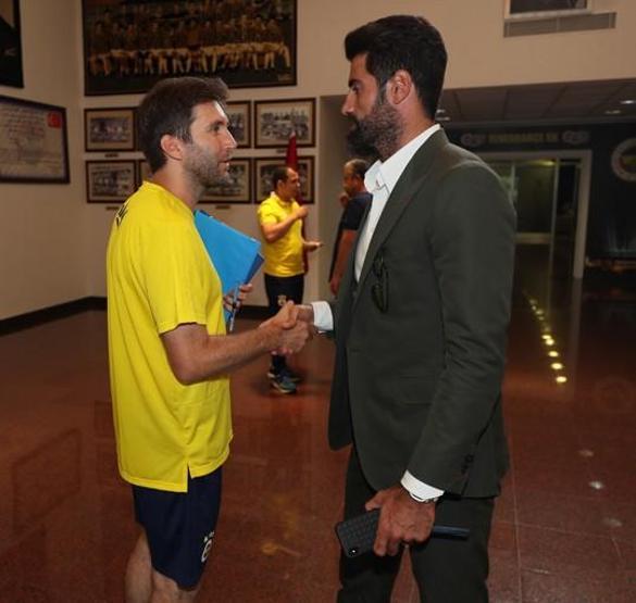 Son dakika Fenerbahçe Volkan Demirelle sözleşme yeniledi