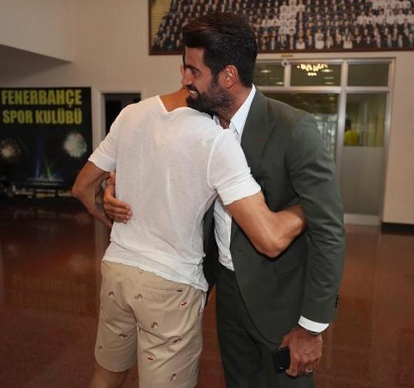 Son dakika Fenerbahçe Volkan Demirelle sözleşme yeniledi