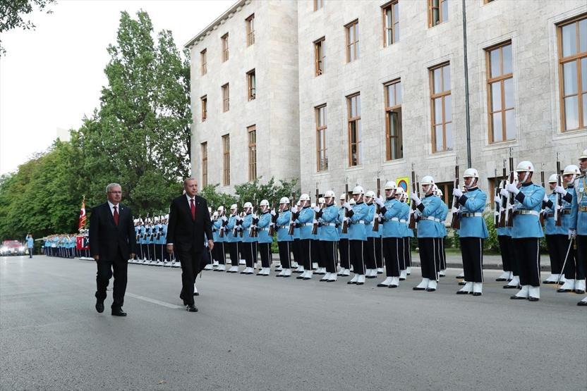 Yeni sistem resmen başladı: İşte Cumhurbaşkanı Erdoğanın yemin töreninden kareler