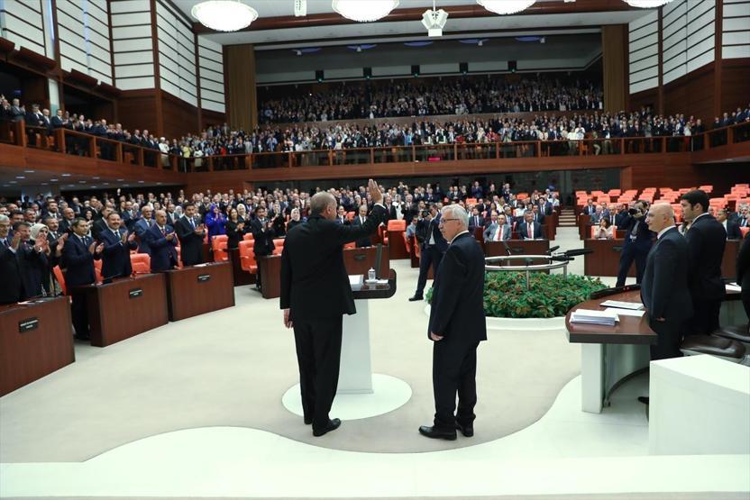 Yeni sistem resmen başladı: İşte Cumhurbaşkanı Erdoğanın yemin töreninden kareler