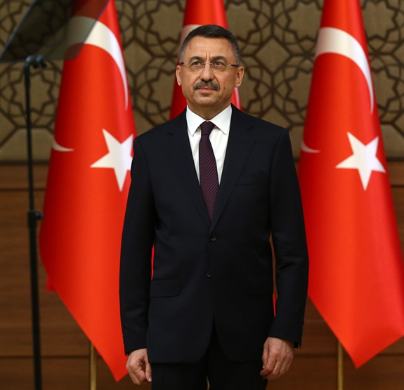 Türkiye tarihinin en genç kabinesi: Yaş ortalaması 49