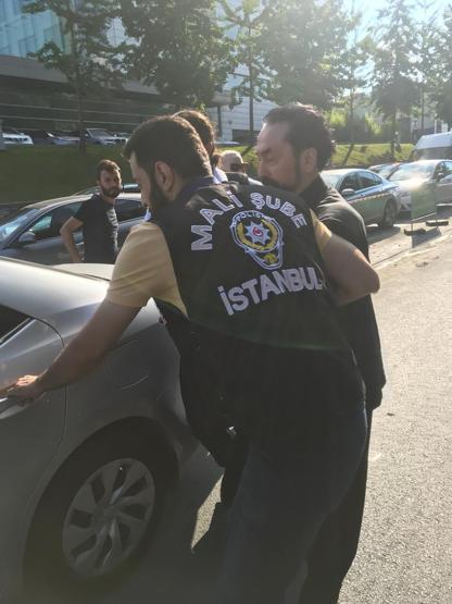 Adnan Oktar operasyonundan kareler