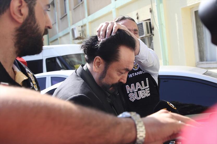 Adnan Oktar operasyonundan kareler