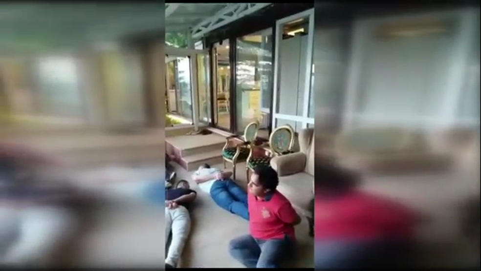 Bu görüntüler ilk kez yayınlandı... İşte Adnan Oktar’ın villasına ilk baskın anı