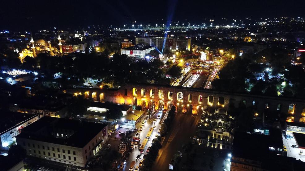 İBB önünde 15 Temmuz anması