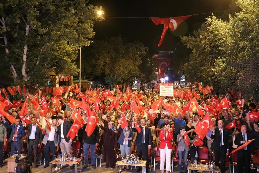 15 Temmuz Türkiyenin 81 ilinde böyle anıldı