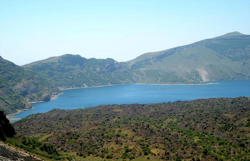Nemrut Krater Gölüne ziyaretçi akını