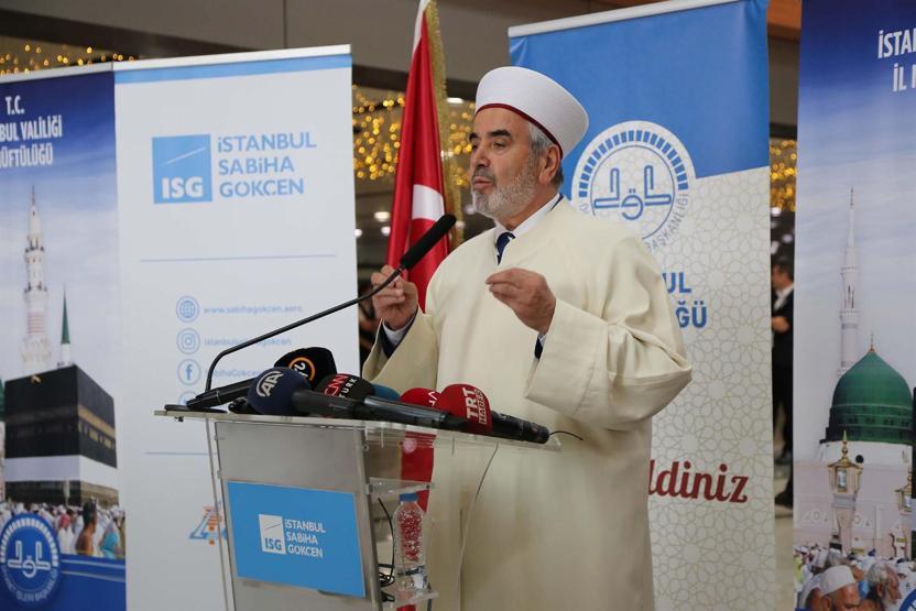 İlk hac kafilesi İstanbuldan uğurlandı