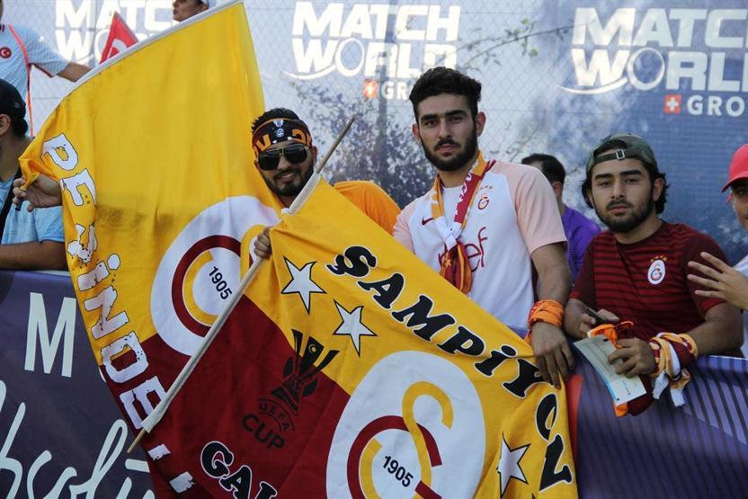 Galatasaray PSVden 3 gol yedi