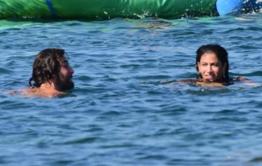 Berrak Tüzünataç ve Birkan Sokullu tatil sezonunu açtı
