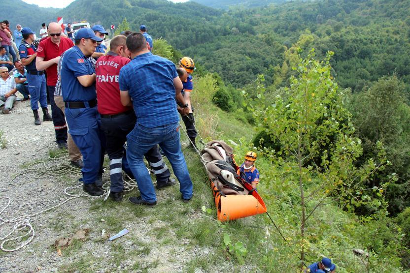 İstanbuldan Bartına giden motosikletli genç kazada hayatını kaybetti