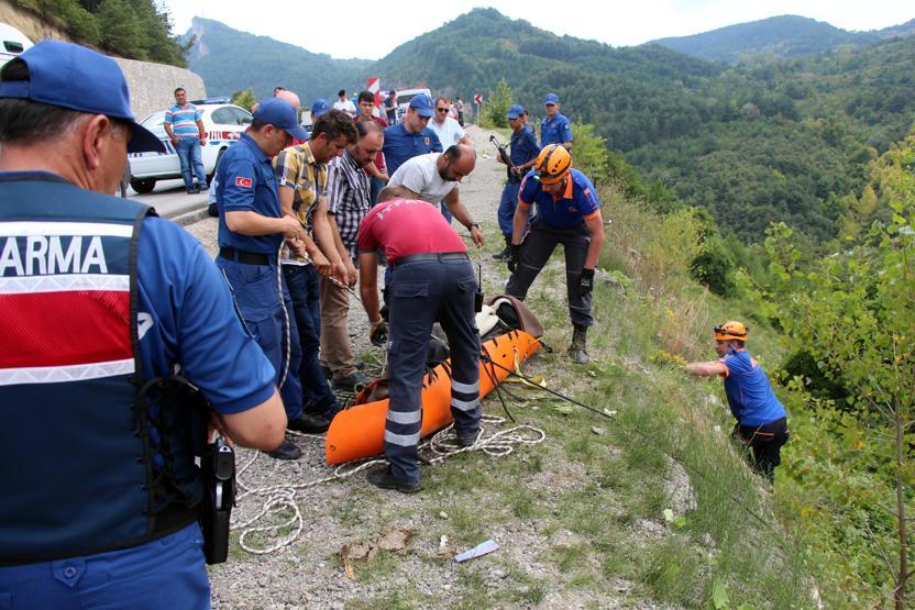 İstanbuldan Bartına giden motosikletli genç kazada hayatını kaybetti