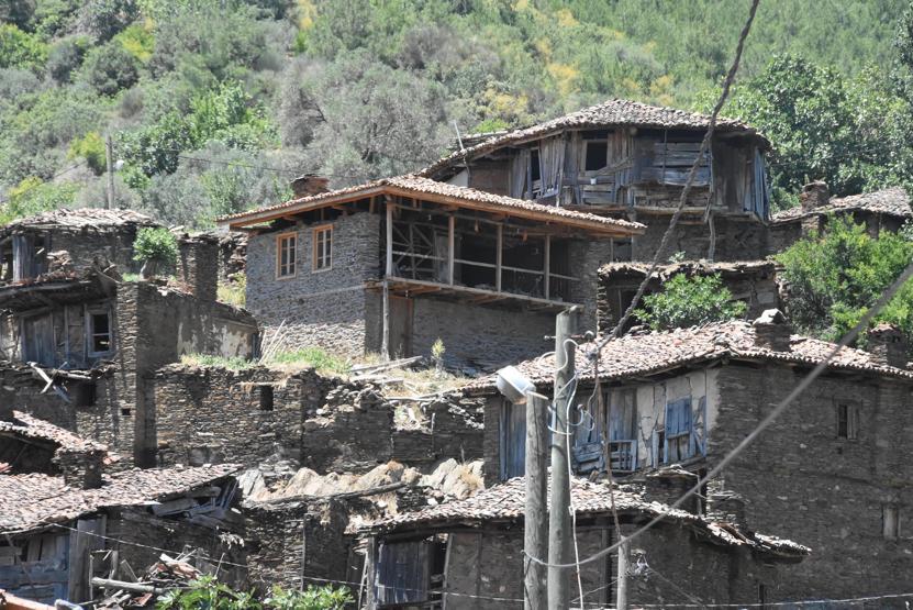 Hayalet köy Lübbeyin son sakinleri SİTten dertli