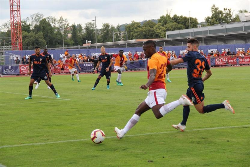 Hazırlık maçında Galatasarayı korkutan sakatlık