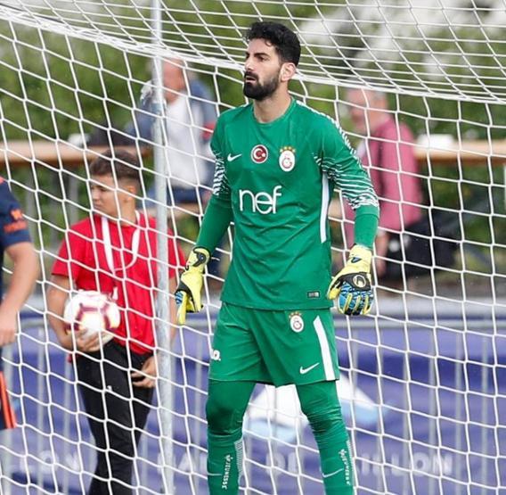 Hazırlık maçında Galatasarayı korkutan sakatlık