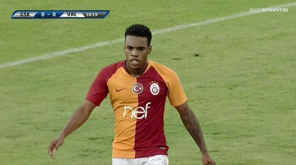 Hazırlık maçında Galatasarayı korkutan sakatlık