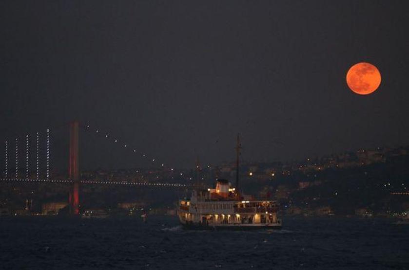 21. Yüzyılın en uzun Ay Tutulmasına günler kaldı... Hazır mısınız