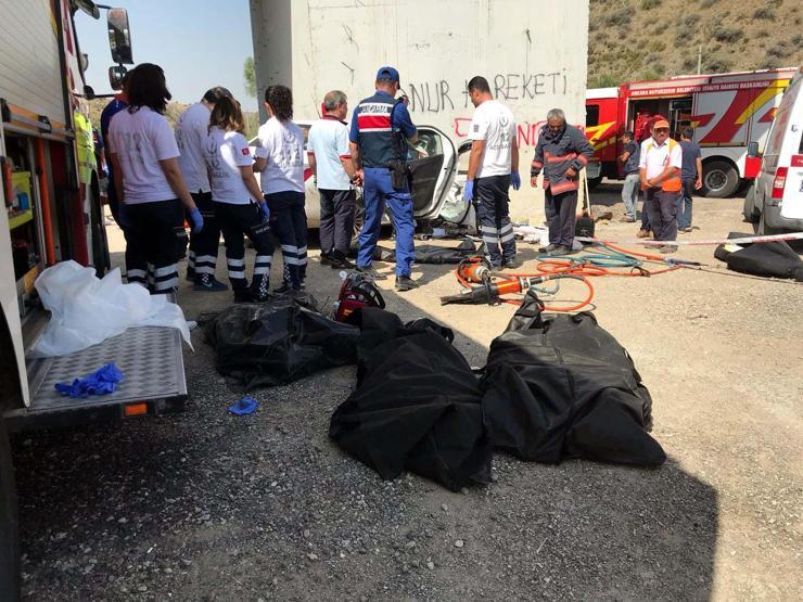 Ankarada feci kaza: 4 ölü