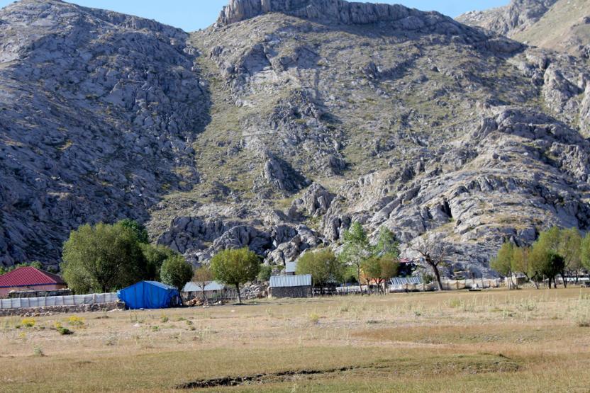 Dağın yamacında Atatürk silüeti oluştu
