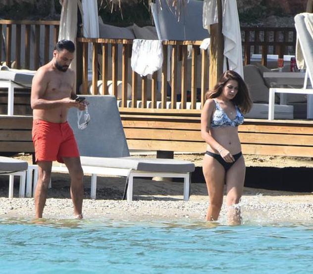 Alişan ve Buse Varol Bodrumda tatilde