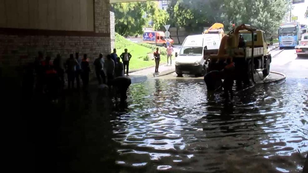 Sağanak İstanbulu böyle vurdu