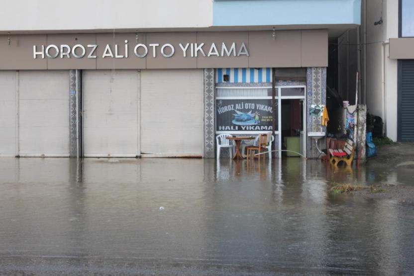 Meteorolojiden ani taşkın uyarısı