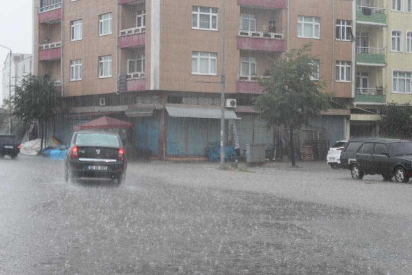 Meteorolojiden ani taşkın uyarısı