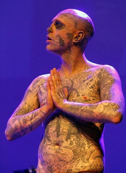 Zombi Adam Rick Genest intihar etti