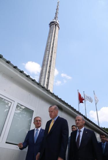 Cumhurbaşkanı Erdoğan, Çamlıca Kulesinde incelemelerde bulundu