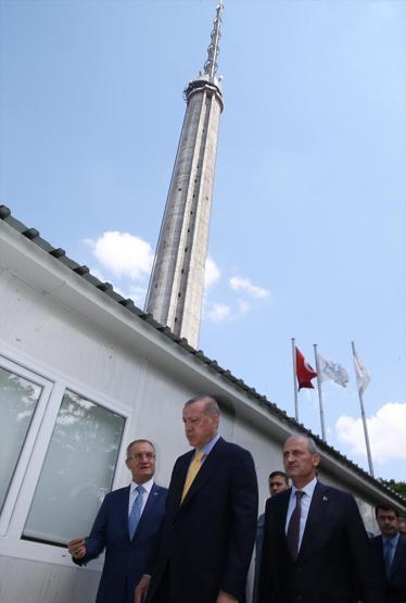 Cumhurbaşkanı Erdoğan, Çamlıca Kulesinde incelemelerde bulundu
