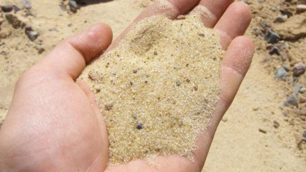 Sardinyadan bir şişe kum aldı... İşte başına gelenler