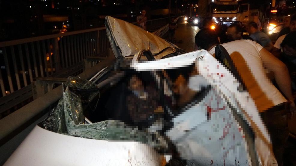 TEMde can pazarı Otomobili bu hale getirip kaçtı