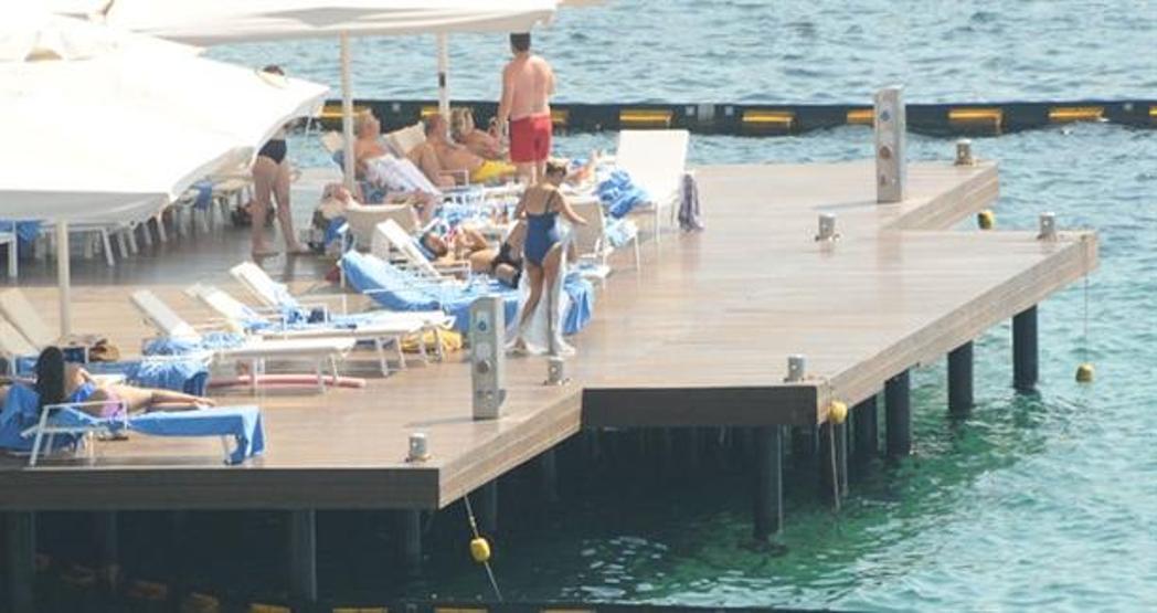 Gülben Ergen sevgilisiyle tatilde