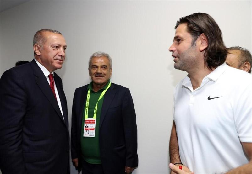 Cumhurbaşkanı Erdoğan Rizespor-Kasımpaşa maçını izledi