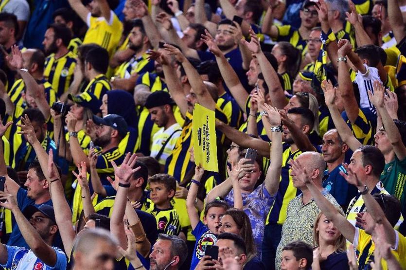 Fenerbahçe ilk yarıda skoru aldı