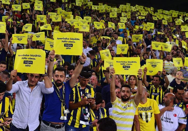 Fenerbahçe ilk yarıda skoru aldı