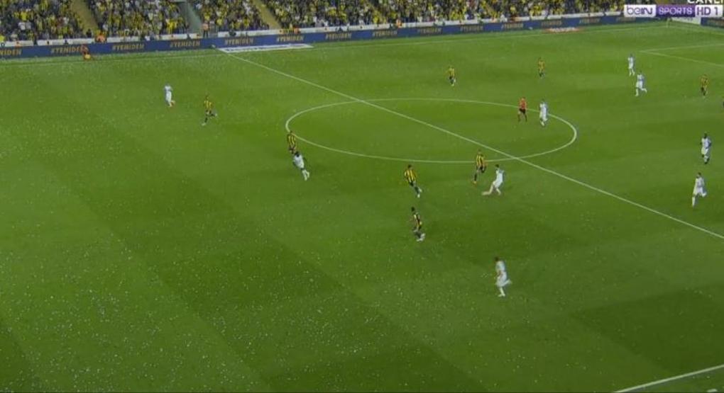 Fenerbahçe ilk yarıda skoru aldı