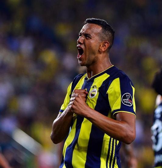 Fenerbahçe ilk yarıda skoru aldı