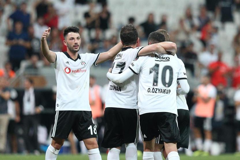 Beşiktaş galibiyetle başladı