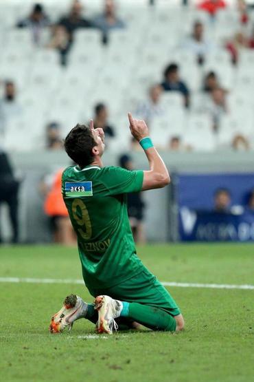 Beşiktaş galibiyetle başladı