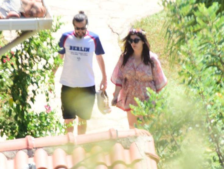 Erkan Kolçak Köstendil ile Cansu Tosun evlendi