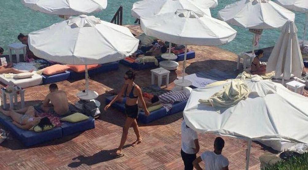 Bergüzar Korel Bozcaadada