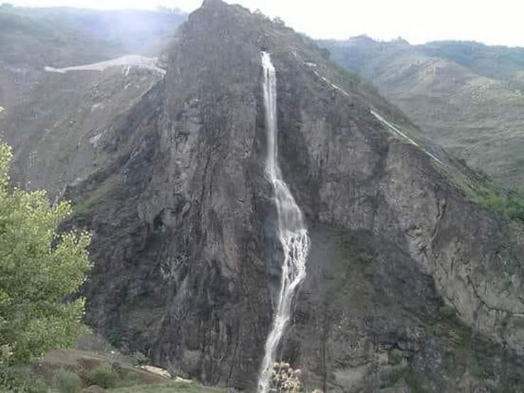 Dağı delip şelale yaptılar