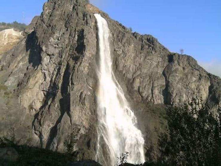 Dağı delip şelale yaptılar