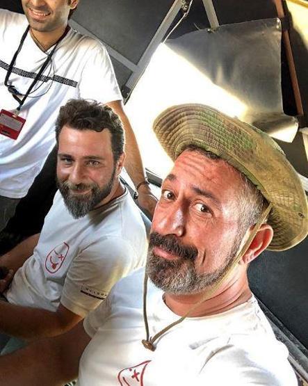 Cem Yılmaz Karakomik Filmler serisinden ilk kareyi paylaştı