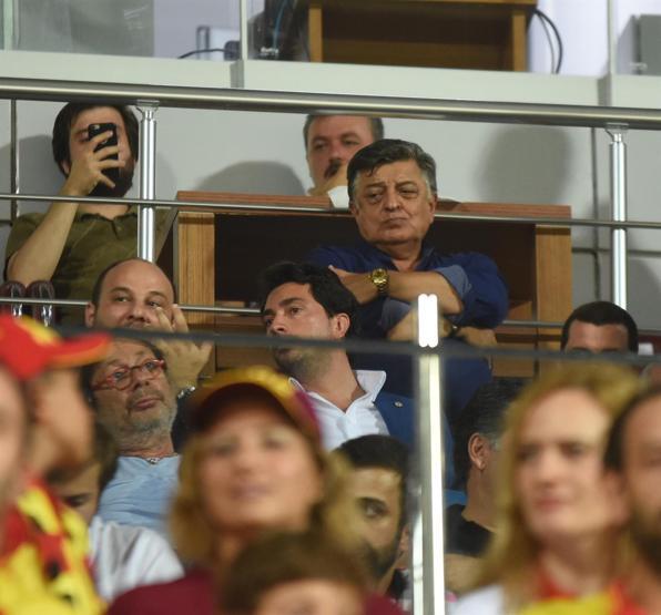 Göztepeden Fenerbahçeye sürpriz