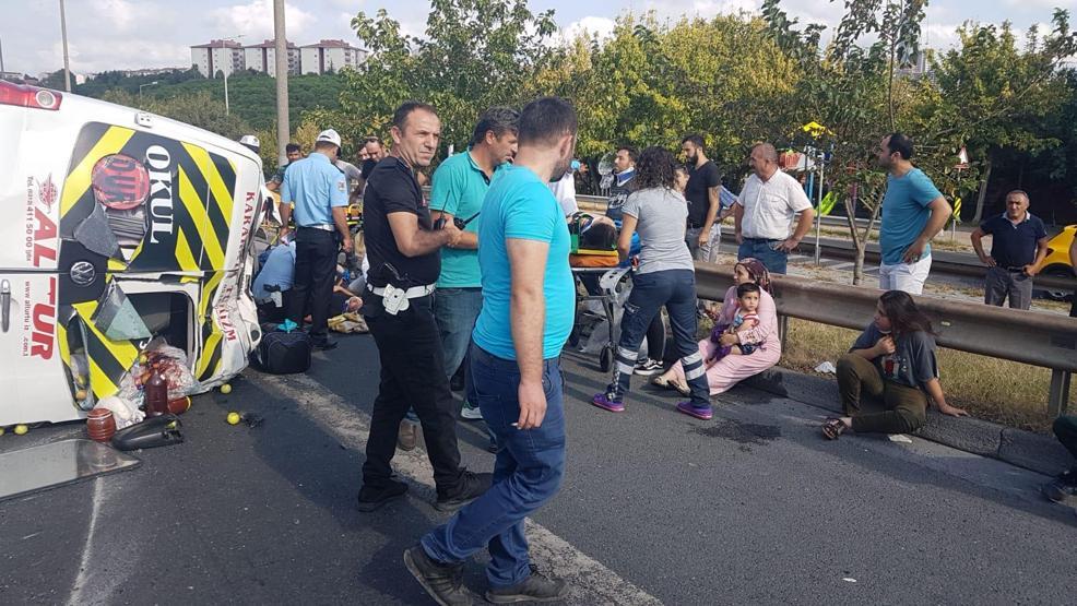 Son dakika... Etilerde servis minibüsü devrildi: Çok sayıda yaralı var
