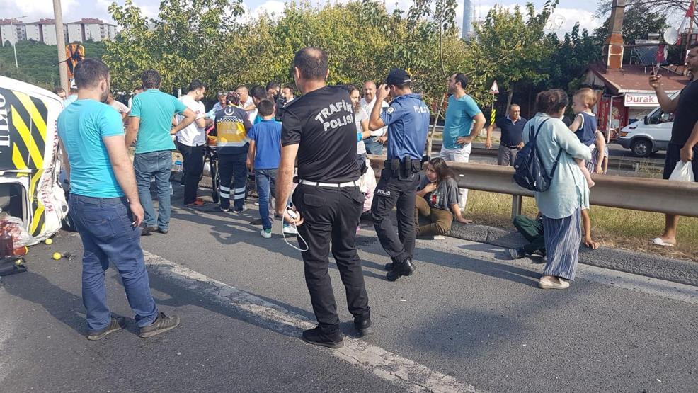 Son dakika... Etilerde servis minibüsü devrildi: Çok sayıda yaralı var