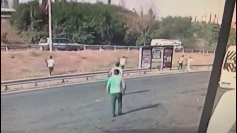 Son dakika... Etilerde servis minibüsü devrildi: Çok sayıda yaralı var