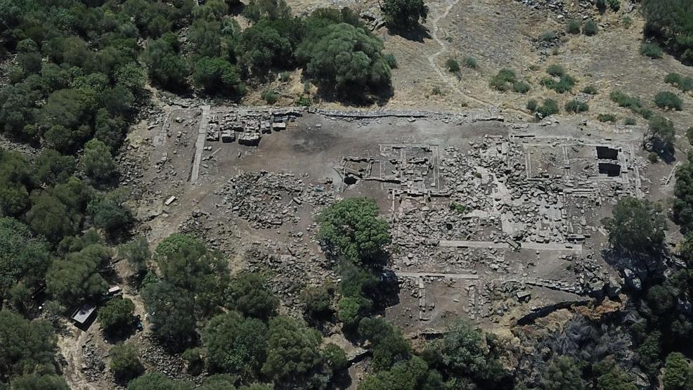 Athena Tapınağının kalıntısı su kuyusundan çıktı